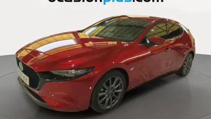 Usado Mazda 3 122 CV (89 kW) 2023 Rojo Utilitario
