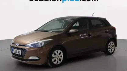 Usado Hyundai i20 84 CV (61 kW) 2016 Marrón Utilitario