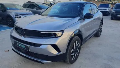 Gris Usado 2025 Opel Mokka SUV | 20.500 € (Precio justo)