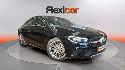 Usado Mercedes CLA200 150 CV (110 kW) 2021 Negro Berlina
