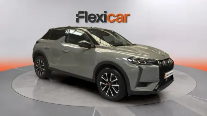 Usado DS Automobiles DS3 Crossback Performance 131 CV (96 kW) 2023 Gris SUV