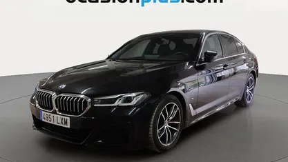 Negro Usado 2022 BMW 520 Berlina | 30.264 € (Buen precio)
