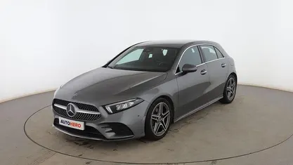 Usado Mercedes A180 AMG line 136 CV (100 kW) 2020 Gris Utilitario