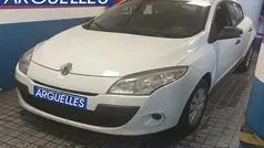 Usado 1970 Renault Mégane Berlina | 4990 €