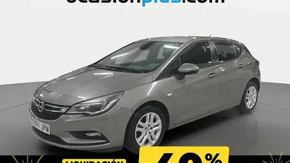 Gris Usado 2016 Opel Astra Selective Utilitario | 8241 € (Precio justo)