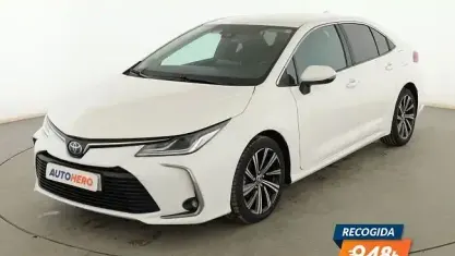 Usado Toyota Corolla Style 122 CV (89 kW) 2022 Blanco Berlina