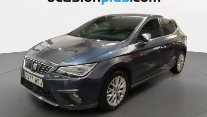 Usado Seat Ibiza XCELLENCE 116 CV (85 kW) 2025 Gris Utilitario