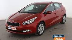 Rojo Usado 2015 Kia Ceed Utilitario | 9499 € (Super precio)