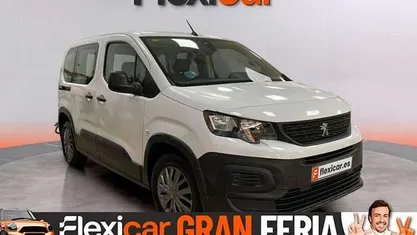 Usado Peugeot Rifter Active 102 CV (75 kW) 2022 Monovolumen