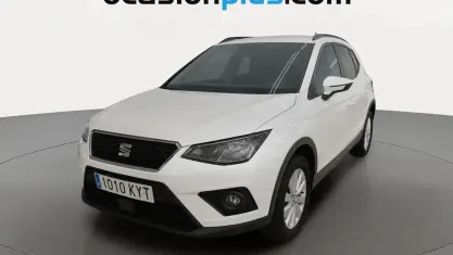 Usado Seat Arona Ecomotive 95 CV (69 kW) 2019 Blanco SUV