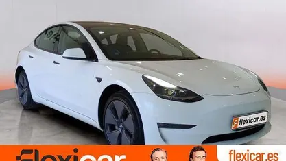 Usado Tesla Model 3 RWD 208 kW (283 CV) 2023 Blanco Berlina