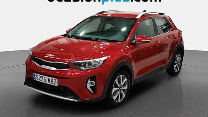 Rojo Usado 2022 Kia Stonic SUV | 18.628 € (Precio justo)