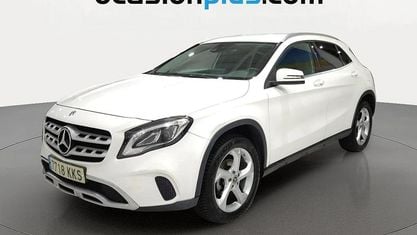 Używany Mercedes GLA220 177 KM (130 kW) 2018 Biały SUV