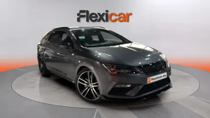Usado Seat Leon CUPRA 300 CV (220 kW) 2018 Gris Berlina