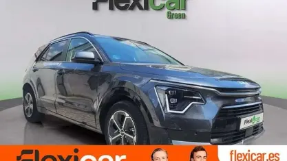 Usado Kia Niro 141 CV (103 kW) 2022 Verde SUV