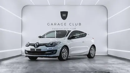 Usado Renault Mégane LIMITED 115 CV (84 kW) 2014 Blanco Coupe