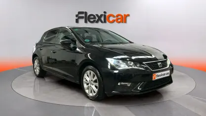 Usado Seat Leon Reference 116 CV (85 kW) 2018 Negro Berlina
