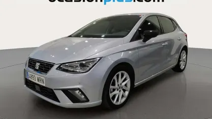 Usado Seat Ibiza FR 150 CV (110 kW) 2024 Gris plata Utilitario
