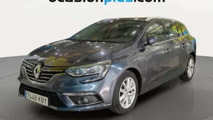 Usado Renault Mégane GrandTour Zen 130 CV (95 kW) 2017 Gris Familiar