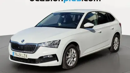 Usado Skoda Scala Ambition 150 CV (110 kW) 2022 Blanco Utilitario