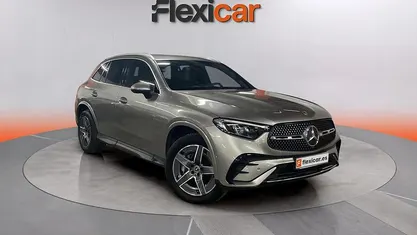 Usado Mercedes GLC300e 320 CV (235 kW) 2023 Beige Coupe