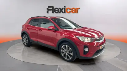 Usado Kia Stonic 101 HP (74 kW) 2020 Vermelho SUV