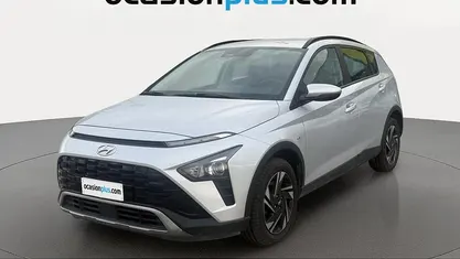 Usado Hyundai Bayon 100 CV (73 kW) 2022 Blanco SUV