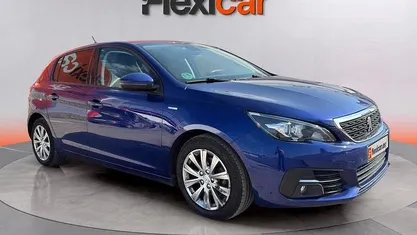 Usado Peugeot 308 Style 130 CV (95 kW) 2020 Berlina