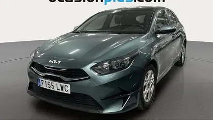 Gris Usado 2022 Kia Ceed Utilitario | 13.628 € (Super precio)
