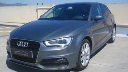 Usado Audi A3 Advanced Plus 110 CV (80 kW) 2015 Gris Berlina