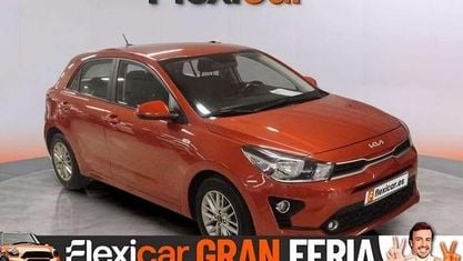 Occasion Kia Rio 84 PK (61 kW) 2023 Rood Hatchback