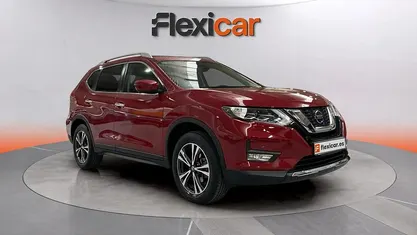 Usado Nissan X-Trail Tekna 163 CV (119 kW) 2020 Rojo SUV