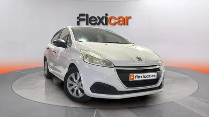 Usado Peugeot 208 Access 75 CV (55 kW) 2016 Utilitario