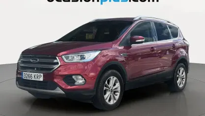 Usado Ford Kuga Titanium 150 HP (110 kW) 2018 Vermelho SUV