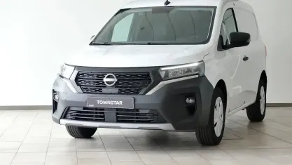 Usado Nissan Townstar Comfort 95 kW (130 CV) 2022 Blanco mineral s?lido Van