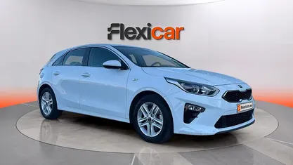 Usado Kia Ceed 100 CV (73 kW) 2020 Blanco Utilitario