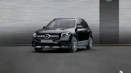 Usado Mercedes GLB200 AMG line 150 CV (110 kW) 2023 Negro noche SUV