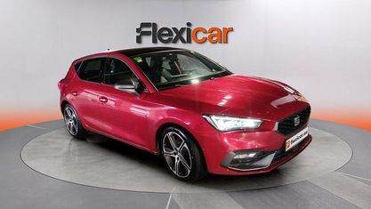 Begagnad Seat Leon FR 150 HK (110 kW) 2021 Röd Sedan