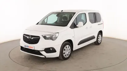 Usado Opel Combo Life Selective 110 CV (80 kW) 2020 Blanco Monovolumen