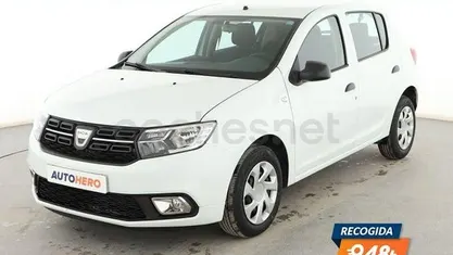Usado Dacia Sandero Essentiel 73 CV (53 kW) 2020 Blanco Berlina