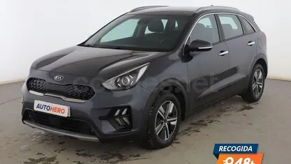 Usado Kia Niro 141 CV (103 kW) 2021 Gris SUV