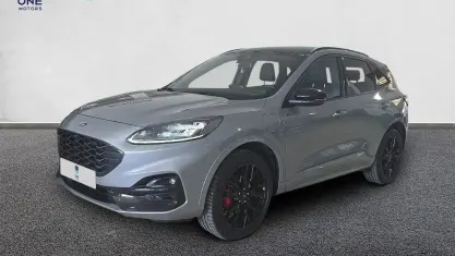 Usado Ford Kuga ST-Line X 225 CV (165 kW) 2023 Gris SUV