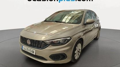Usado Fiat Tipo Easy 95 CV (69 kW) 2018 Beige Utilitario