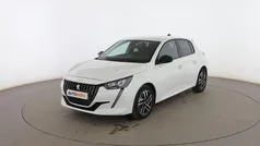 Blanco Usado 2022 Peugeot 208 Allure Utilitario | 16.299 € (Precio justo)