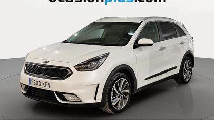 Usado Kia Niro 141 HP (103 kW) 2017 Branco SUV