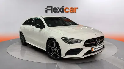 Käytetty Mercedes CLA200 Shooting Brake 163 HP (119 kW) 2020 Valkoinen Farmari