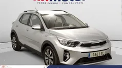 Usado 2022 Kia Stonic SUV | 15.450 € (Precio justo)