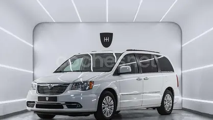 Usado Lancia Voyager Gold 163 CV (119 kW) 2012 Blanco Monovolumen