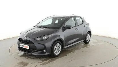 Usado Toyota Yaris Edition 125 CV (91 kW) 2024 Gris Utilitario