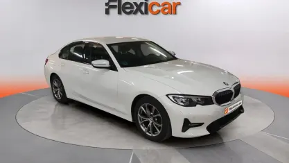Usado BMW 318 150 CV (110 kW) 2020 Blanco Familiar